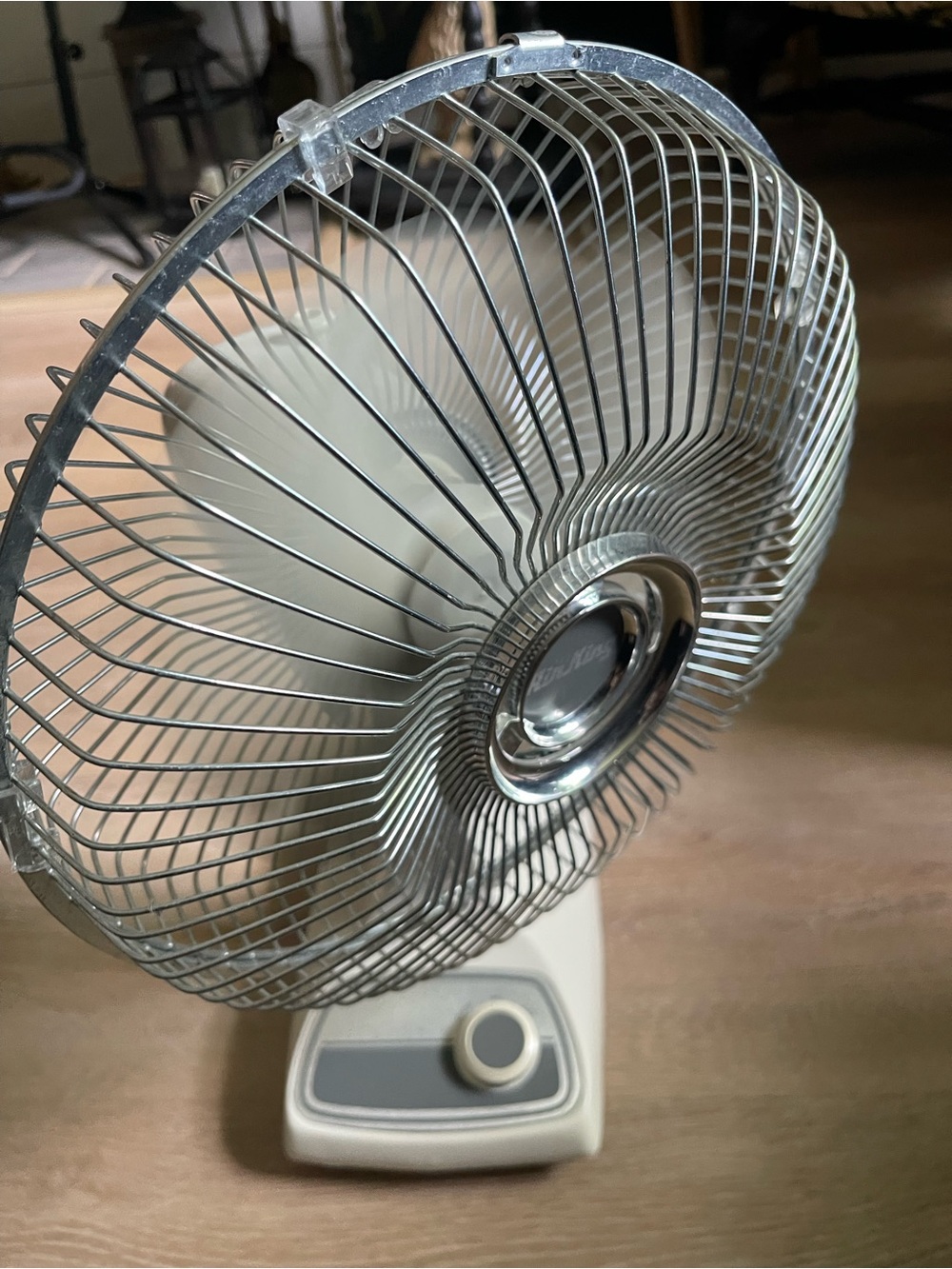 Vintage Air King Oscillating Desk Floor Fan - Picture 10 of 11